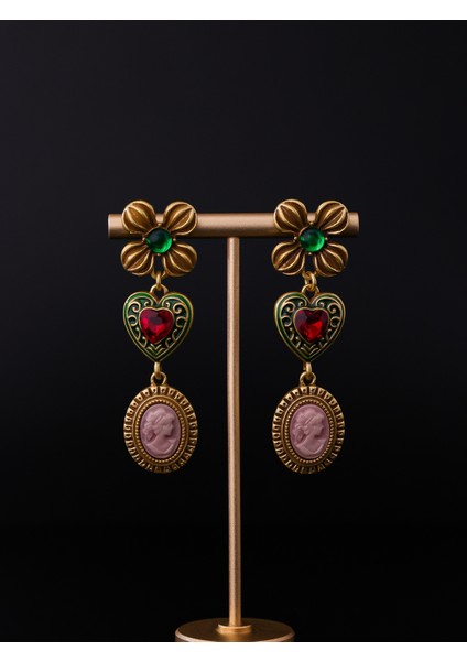 El Çiçekli Eski Stil Kolye, Kendine Ait Retro Takı Seti (Yurt Dışından)