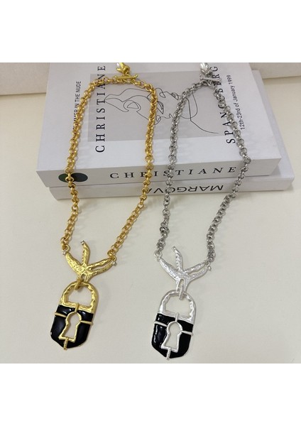 Fransız Retro Paris Tarzı Az Bulunur Hafif Lüks Güvercin Kilit Kolye Ucu, Şık ve Lüks Görünümlü Uzun Süveterzinciri, Kadınlar Için (Yurt Dışından) modelleri