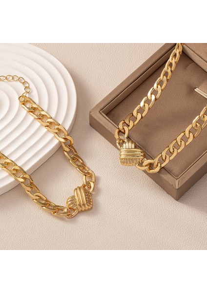 Şık Sade Kalp Desenli Delikli Klavikula Kolye Bileklik Seti (Yurt Dışından) fiyatları