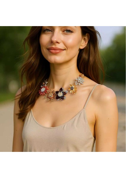 Hafif Lüks Zarif Retro Tarzı Alaşım Tam Elmas Çiçekli Kolye Klavikulazinciri (Yurt Dışından) fiyatları