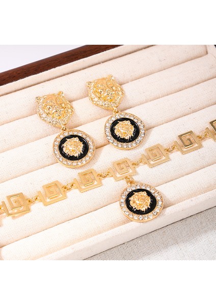 Orta Doğu, Avrupa ve Amerika Tarzı Retro, Kişisel Hip-Hop Tarzı Aslan Kafalı Kolye ve Küpe Seti, Günlük Iş Seyahatine Uygundur (Yurt Dışından) fiyatları