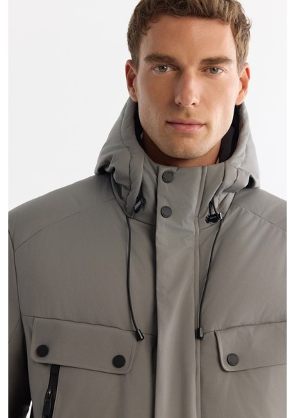 Erkek KoyuGri Kapüşonlu Su İtici Rüzgar Geçirmez -20°C Dayanıklı Kaz Tüyü Kayak Montu A42Y6123