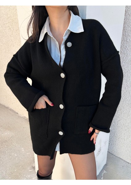 Kadın Siyah Oversize Taşlı Düğmeli Cepli Uzun Hırka 38 indirimleri