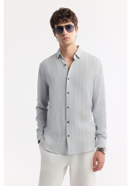 Erkek Mavi Alttan Britli Yaka %100 Pamuk Comfort Fit Gömlek A51Y2024