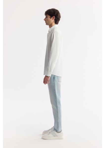 Erkek Beyaz Alttan Britli Yaka Kolay Ütülenir Jakarlı Comfort Fit Gömlek A51Y2043