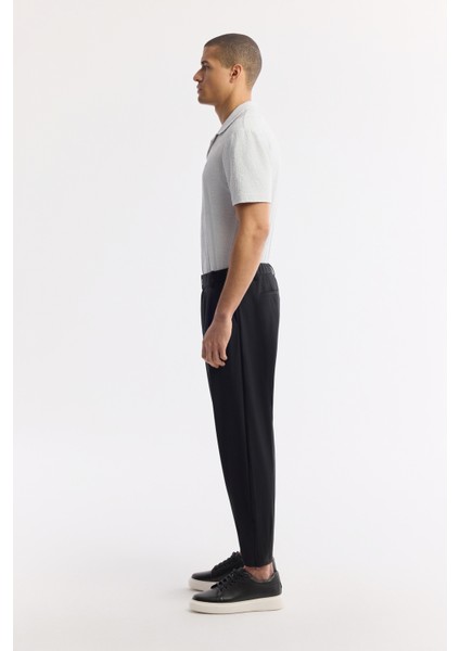 Erkek Siyah Klasik Bel Kırışmaz Teknik Kumaş Baggy Fit Pantolon A51Y3021