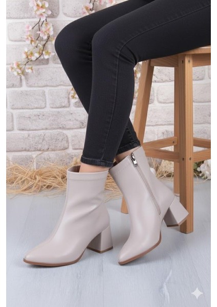 1193 Uraz Rahat 6 cm Kalın Topuk Yüksekliği Sivri Burun Kadın Bot