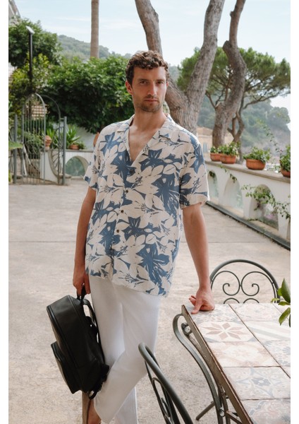 Erkek Mavi Apaj Yaka Viskon Keten Karışımlı Kısa Kollu Regular Fit Gömlek A41Y2145