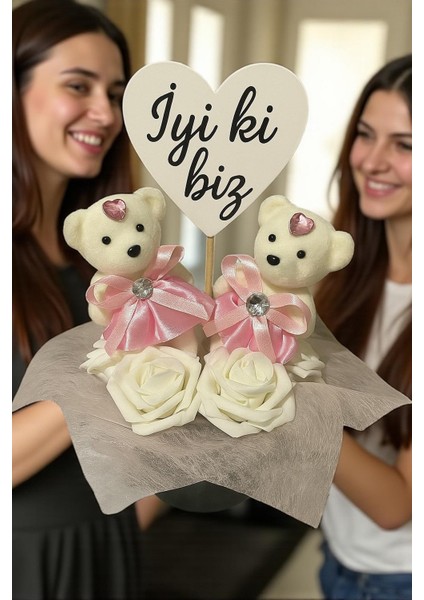 En Iyi Çift Ayıcıklı Çiçek