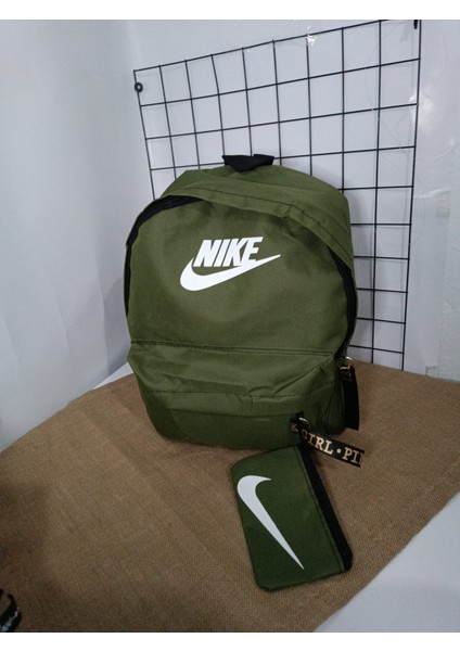 Kalemlikli Yeşil Okul Çantası