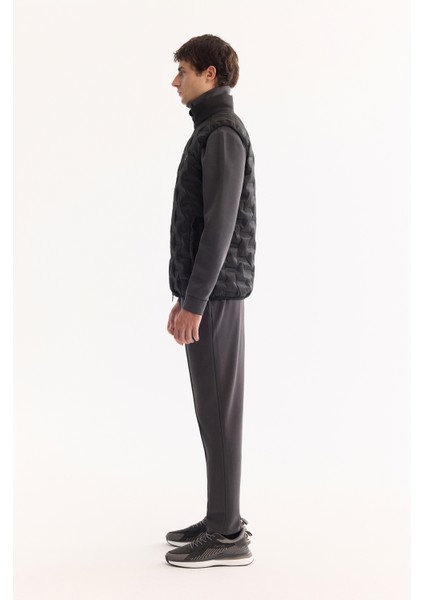 Erkek Siyah Dik Yaka Su İtici Rüzgar Geçirmez Hafif Şişme Comfort Fit Yelek A52Y6583