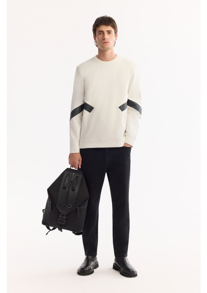 Erkek Ekru Bisiklet Yaka Pamuklu Bi-Stretch Baskılı Regular Fit Sweatshirt A52Y1296 indirimleri