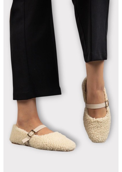 Yumuşak Peluş Ses Yapmaz Hafif Taban Kemerli Kadın Ev Babeti Panduf Krem