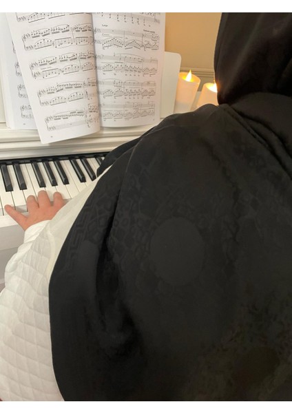 Zarif Siyah Şal fırsatları