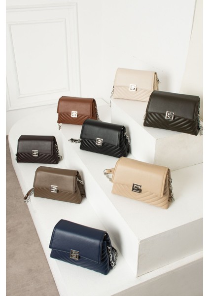 Asel Çanta,şık Tasarımlı lacivert Kadın Orta Boy Çapraz Çanta ,nakış ve Kapak Detaylı Omuz Çantası fırsatları