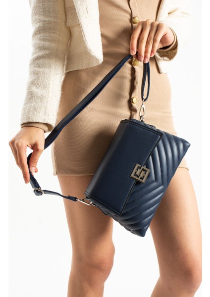 Asel Çanta,şık Tasarımlı lacivert Kadın Orta Boy Çapraz Çanta ,nakış ve Kapak Detaylı Omuz Çantası fiyatları