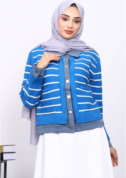 Mavi Düğmeli Kot Detaylı Triko Hırka