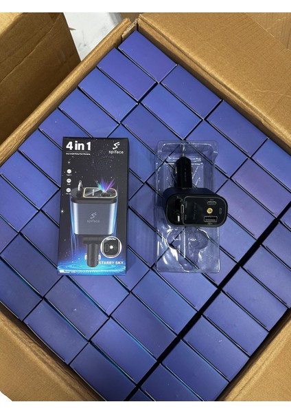 Araç Içi 4in1 Hızlı Şarj Cihazı – Type-C & Kablolu, USB + Type-C Girişli, Kırmızı Yıldız Tavan Işıkl modelleri