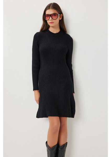 Fitilli Triko Kısa Çan Elbise LCI0055 Siyah fiyatları