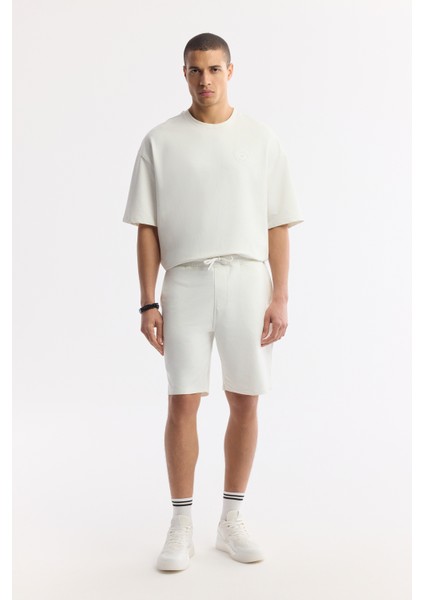 Erkek Beyaz Beli Lastikli Bağcıklı Bi-Stretch 2 İplik Örme Regular Fit Şort A51Y3611