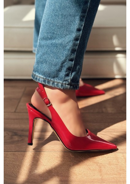 Aliwra Kırmızı Rugan Yüksek Topuklu Kadın Ayakkabı