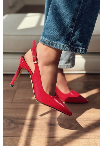 Aliwra Kırmızı Rugan Yüksek Topuklu Kadın Ayakkabı fırsatları