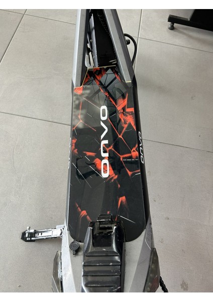 Onvo Rx5 Scooter Plexi Tabanlık Yapışkanlı Deck 3mm Volkanik Patlama