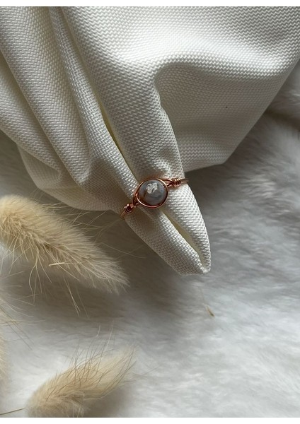 Kalsedon Taşı Ayarlanabilir Bakır Renk Tel Yüzük