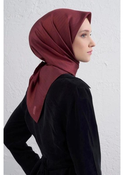 2025 Desenli Saf Ipek Twill Eşarp 9415-04 fiyatları