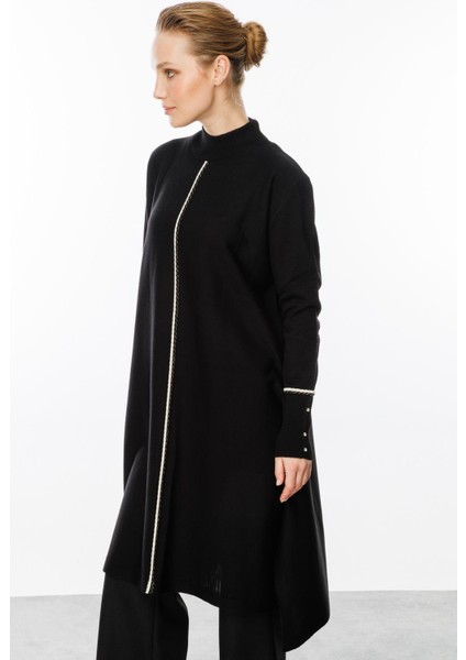 Önü Simli Şerit Detaylı Triko Elbise-Siyah