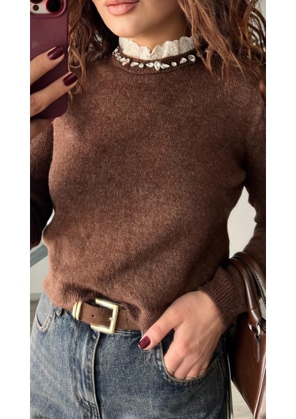 Kahve Yakası Taşlı Güpürlü Kazak indirimleri