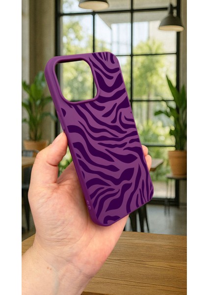 iPhone 15 Pro Max -Mor Zebra Desenli Silikon Darbe Emici Klasik Korumalı Rubber Kılıf modelleri