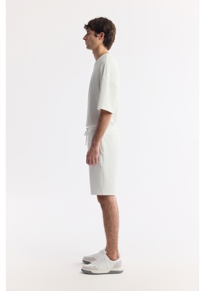 Erkek Beyaz Beli Lastikli Bağcıklı Örme Regular Fit Şort A51Y3613