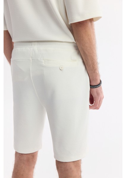 Erkek Beyaz Beli Lastikli Bağcıklı Örme Regular Fit Şort A51Y3613
