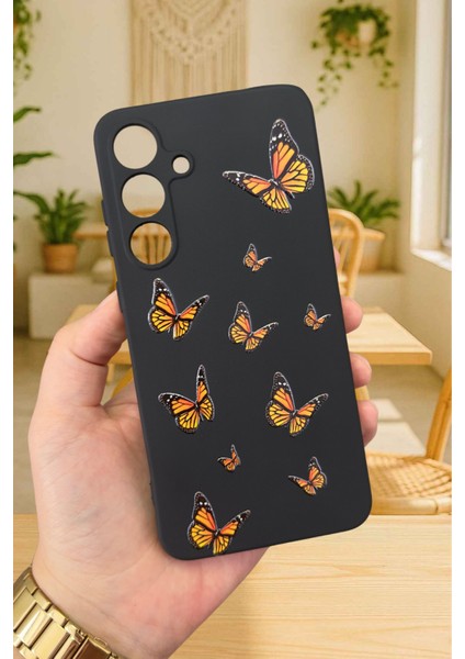 Samsung Galaxy S25 Plus- Turuncu Kelebek Desenli Silikon Darbe Emici Klasik Korumalı Rubber Kılıf