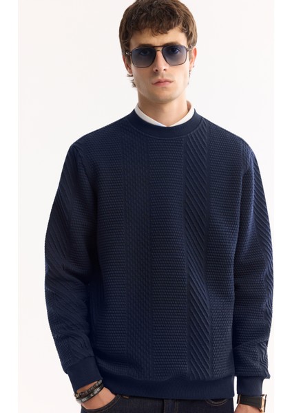 Erkek Lacivert Bisiklet Yaka Dokulu Elastan Regular Fit Sweatshirt A52Y1220