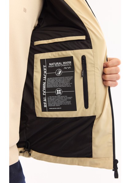 Erkek Bej Kapüşonlu Kaz Tüyü Su İtici Rüzgar Geçirmez -10°C Dayanıklı Şişme Mont A52Y6067