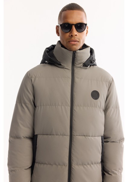 Erkek Koyu Gri Kapüşonlu Su İtici Rüzgar Geçirmez -10°C Dayanıklı Şişme Mont A52Y6150