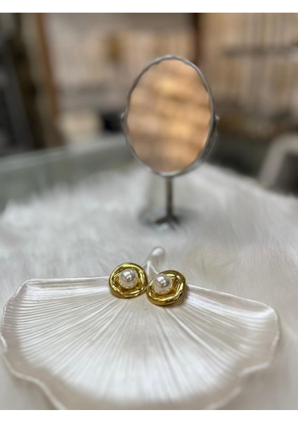 Burgu Incili Kadın Çelik Küpe indirimleri