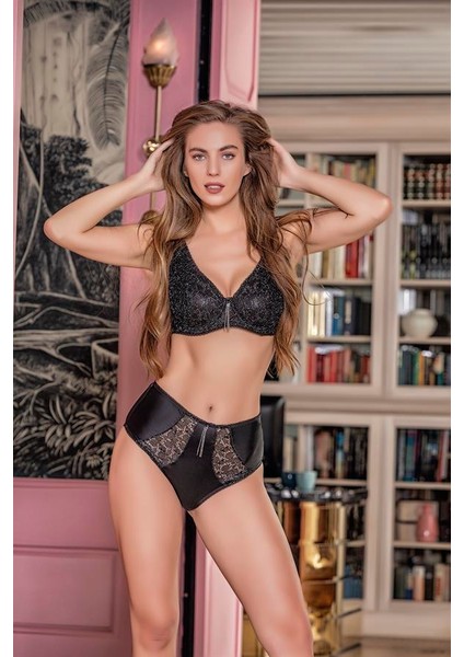 Yüksek Bel Dantel Detaylı Slip Külot Siyah (MGP21531)
