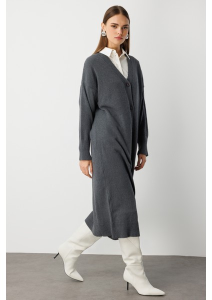 Oversize V Yaka Uzun Gri Triko Hırka modelleri