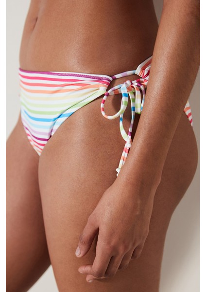 Nia Çizgili Bikini Altı