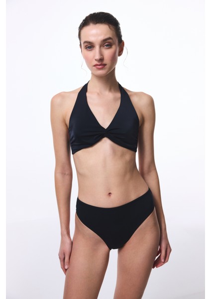 Siyah New Üçgen Twist Bikini Üstü