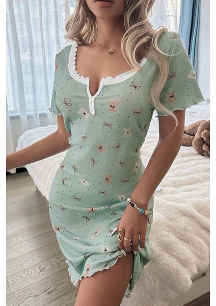 Yeşil Ayıcık ve Fiyonk Desenli Pijama Gecelik fiyatları