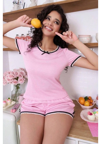 Jacquard Pembe Dantel Detaylı Şortlu Pijama Takımı modelleri