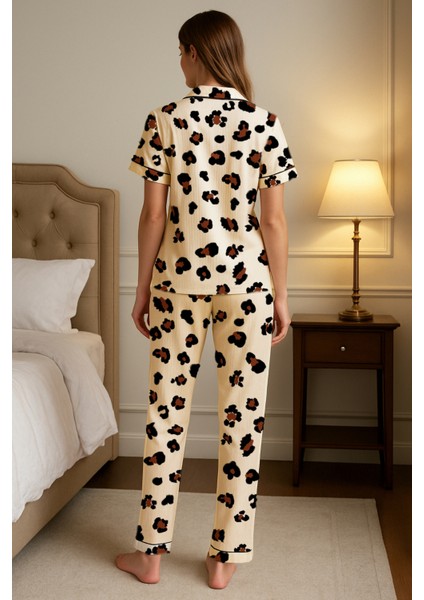 Leopar Baskılı Düğmeli Yazlık Pijama Takımı fırsatları