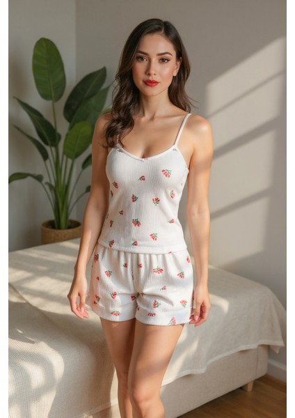 Ekru Askılı Üst & Çiçek Desenli Şortlu Yazlık Pijama Takımı
