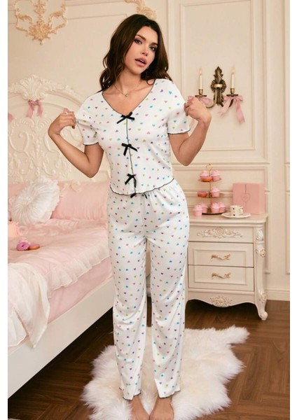 Romantik Kalp Baskılı Siyah Fiyonklu Kısa Kollu Pijama Takımı fırsatları