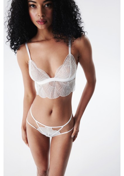 Hera Triangle Üçgen Beyaz Sütyen - Privee Koleksiyonu
