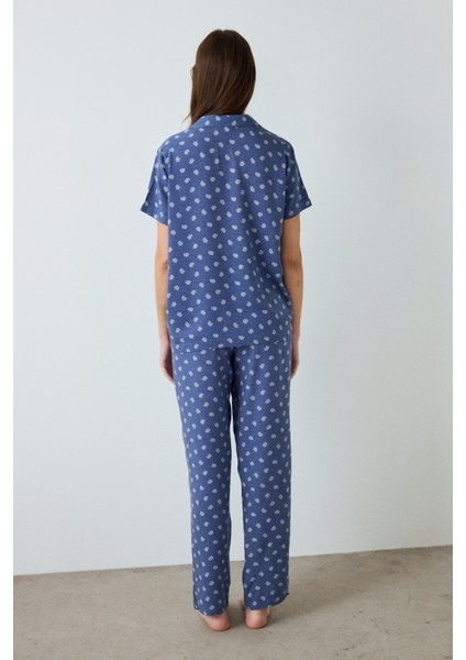 İndigo Hailee Çiçek Desenli Gömlek Yaka Kısa Kollu Pijama Takımı